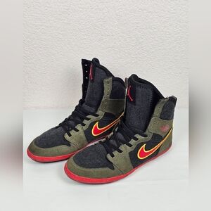 Air Jordan 1 Skinny High GS: Black/Fusion Red/ Cargo Khaki Size 5.5 Youth (US)